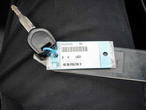 Used 2006 Mitsubishi Lancer Evolution IX image 37