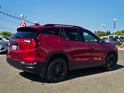 Used 2022 GMC Terrain AT4 w/ Infotainment Package II AWD/4WD image 4