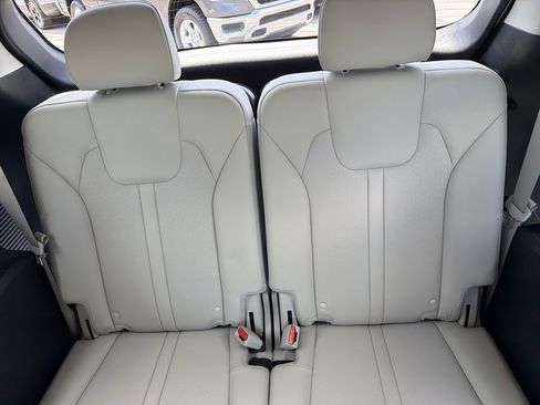 Used 2023 Kia Sorento EX FWD image 18