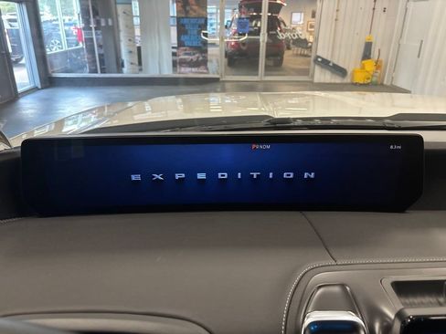New 2026 Ford Expedition Max Platinum w/ Stealth Appearance Package AWD/4WD image 23