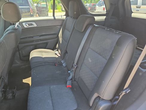 Used 2012 Ford Explorer XLT AWD/4WD image 10