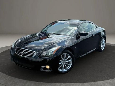 Used 2014 INFINITI Q60 Convertible w/ Premium Package RWD image 2