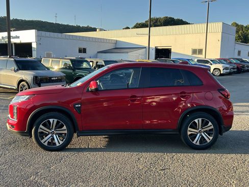 Used 2024 Mitsubishi Outlander Sport SE AWD/4WD image 4