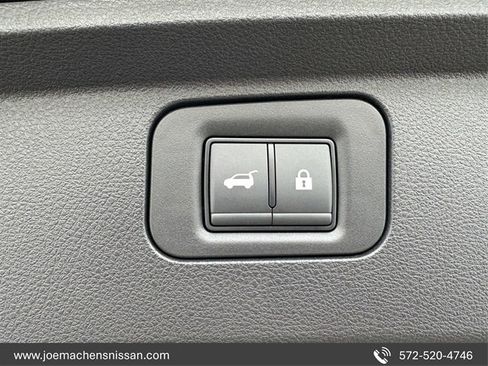 New 2025 Nissan Armada Platinum w/ Convenience Package image 32