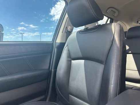 Used 2018 Subaru Outback 3.6R Limited AWD/4WD image 20