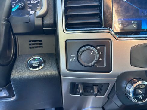 Used 2022 Ford F250 Lariat w/ Tremor Off-Road Package image 37