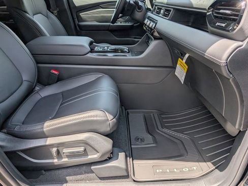 New 2026 Honda Pilot Touring image 29