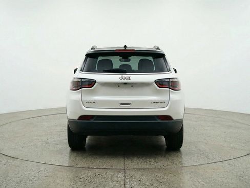 Used 2025 Jeep Compass Limited AWD/4WD image 7