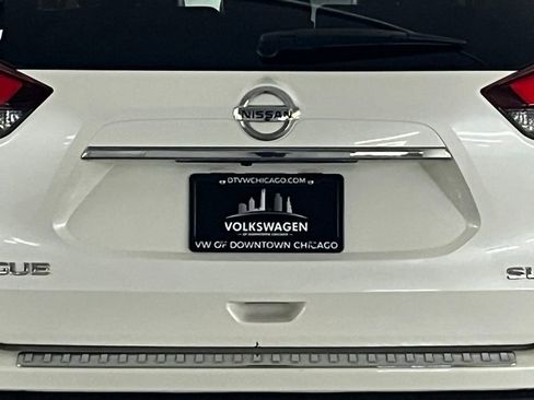 Used 2017 Nissan Rogue SL image 30