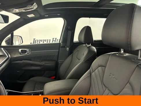 Used 2025 Kia Sorento SX Prestige image 12