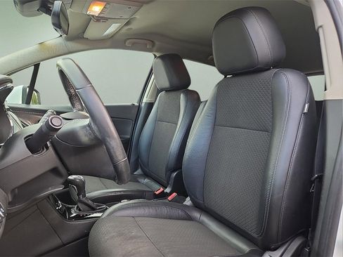 Used 2017 Buick Encore Preferred image 16