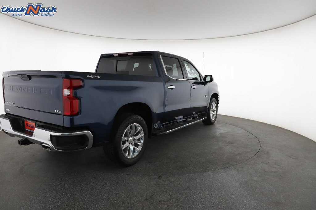 Used 2022 Chevrolet Silverado 1500 LTZ w/ Z71 Off-Road Package AWD/4WD image 12
