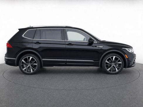 Used 2024 Volkswagen Tiguan SEL R-Line AWD/4WD image 8