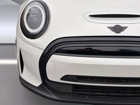 Certified 2024 MINI Cooper SE image 11