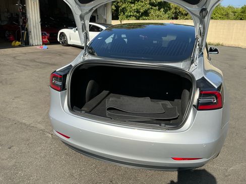Used 2018 Tesla Model 3 Long Range image 25
