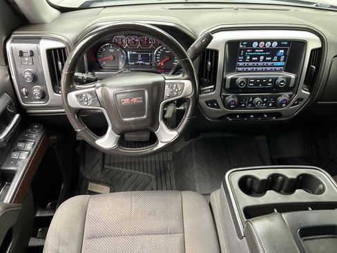 Used 2019 GMC Sierra 1500 SLE w/ SLE Value Package AWD/4WD image 12