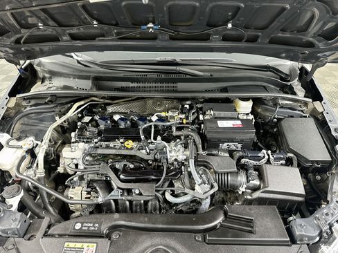Used 2025 Toyota Corolla LE FWD image 32