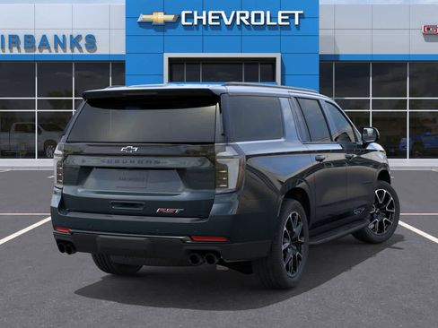 New 2026 Chevrolet Suburban RST image 4
