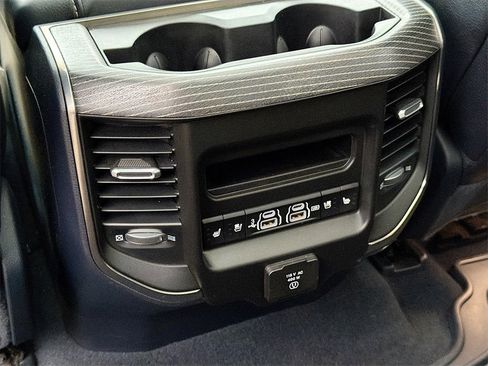 Used 2020 RAM 1500 Limited image 31