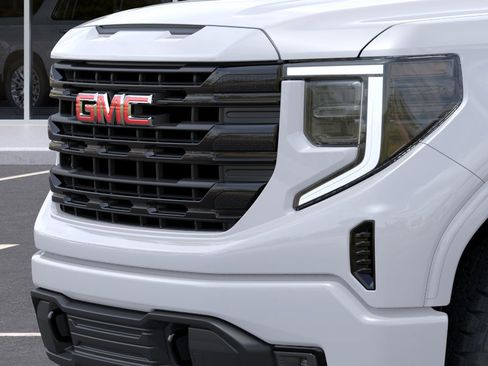 New 2026 GMC Sierra 1500 Elevation image 13