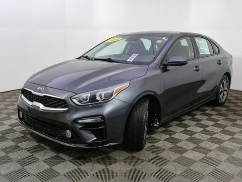 Used 2019 Kia Forte LXS image 5