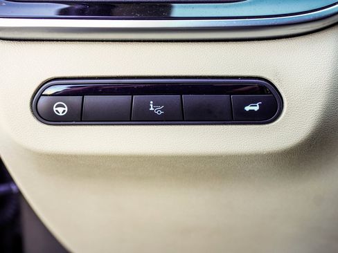 Certified 2023 INFINITI QX60 Sensory w/ Vision Package image 33