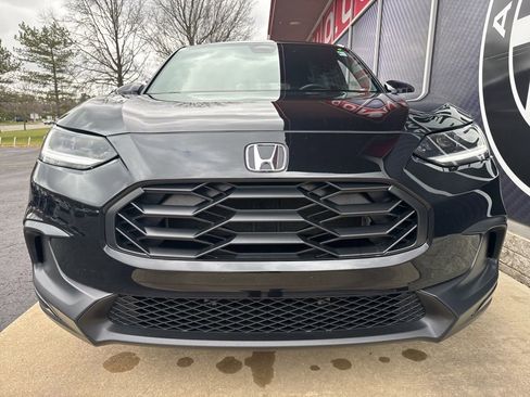 Used 2024 Honda HR-V Sport image 8