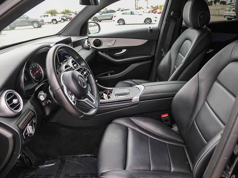 Used 2022 Mercedes-Benz GLC 300 4MATIC Coupe image 17