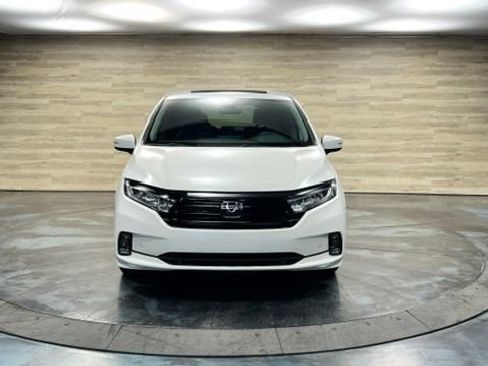 Used 2024 Honda Odyssey Touring image 9