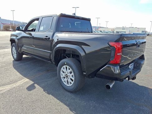 New 2026 Toyota Tacoma SR5 RWD image 5