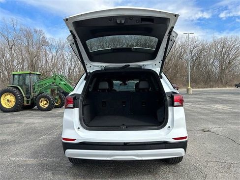 Used 2024 Chevrolet Equinox RS AWD/4WD image 15