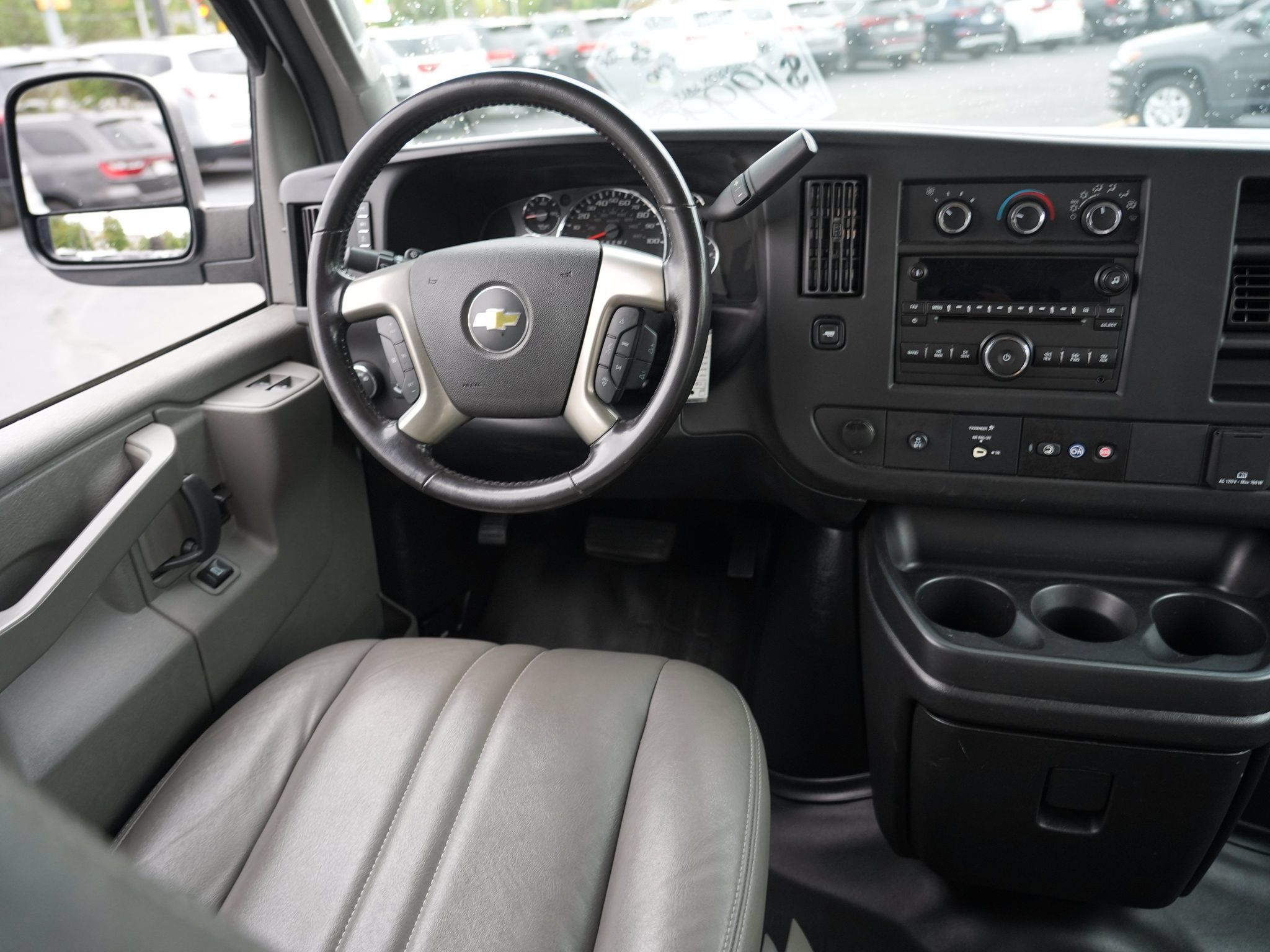 Used 2017 Chevrolet Express 2500 LS RWD image 21