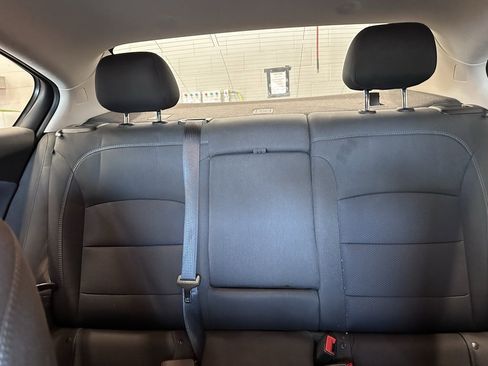 Used 2018 Chevrolet Cruze LT image 22
