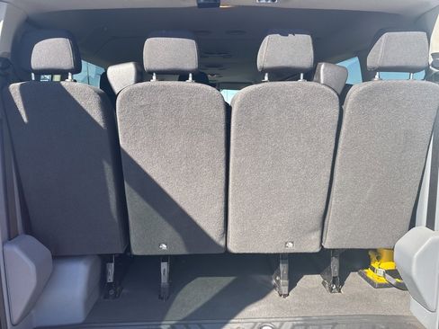 Used 2017 Ford Transit 350 XLT image 16