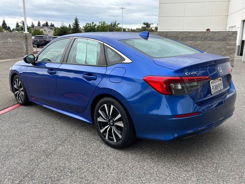 Used 2023 Honda Civic EX image 7