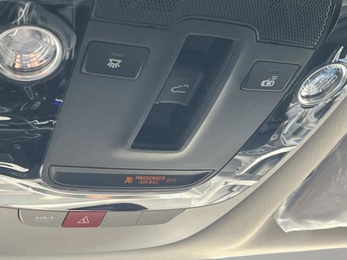 New 2026 Kia Sportage EX w/ EX Panorama Roof Package image 33