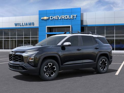 New 2025 Chevrolet Equinox ACTIV image 2