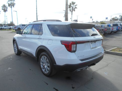 New 2026 Ford Explorer Active w/ Active Comfort Package image 33