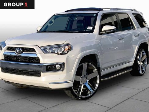 Used 2018 Toyota 4Runner Limited image 1