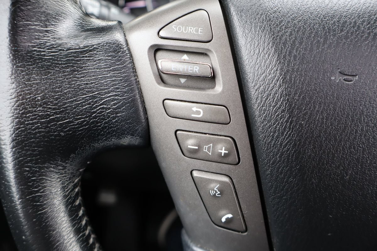 Used 2019 Nissan Armada Platinum AWD/4WD image 32