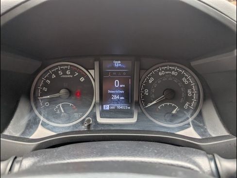 Used 2020 Toyota Tacoma TRD Off-Road image 13