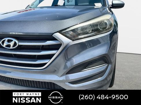 Used 2017 Hyundai Tucson SE FWD image 36