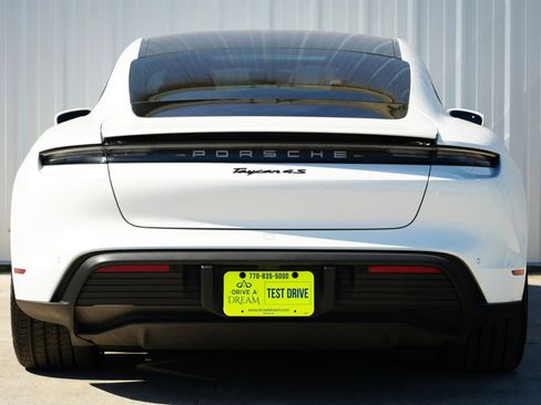 Used 2020 Porsche Taycan 4S w/ Premium Package image 11