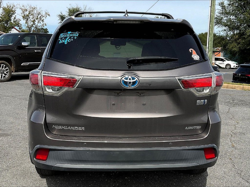 Used 2016 Toyota Highlander Limited Platinum AWD/4WD image 13