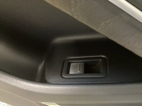 Certified 2023 Audi A8 L 3.0T image 19