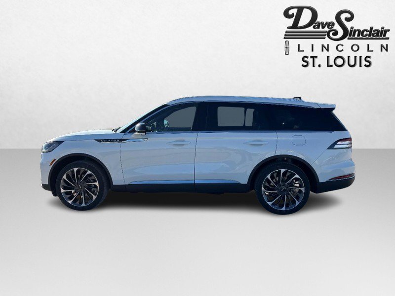 New 2027 Lincoln Aviator Reserve AWD/4WD image 6