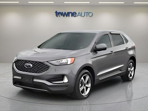 Used 2023 Ford Edge SEL w/ Convenience Package AWD/4WD image 4