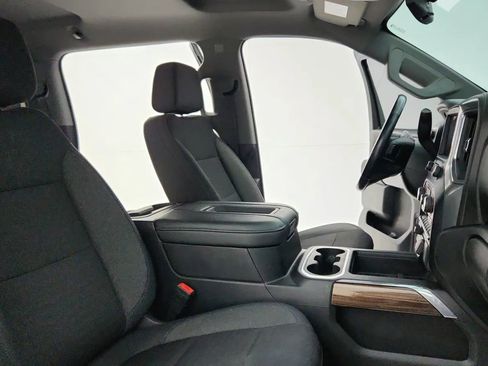 Used 2019 Chevrolet Silverado 1500 RST image 28