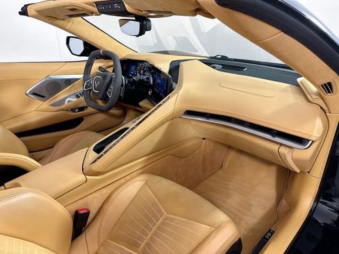 Used 2023 Chevrolet Corvette Stingray Premium Conv w/ Z51 Performance Package RWD image 27