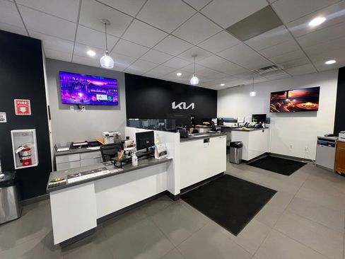 Used 2026 Kia Seltos S image 8